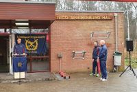Nico heeft zojuist de nieuwe naam van de oude sporthal (geb 563) op de Legerplaats Ermelo onthuld